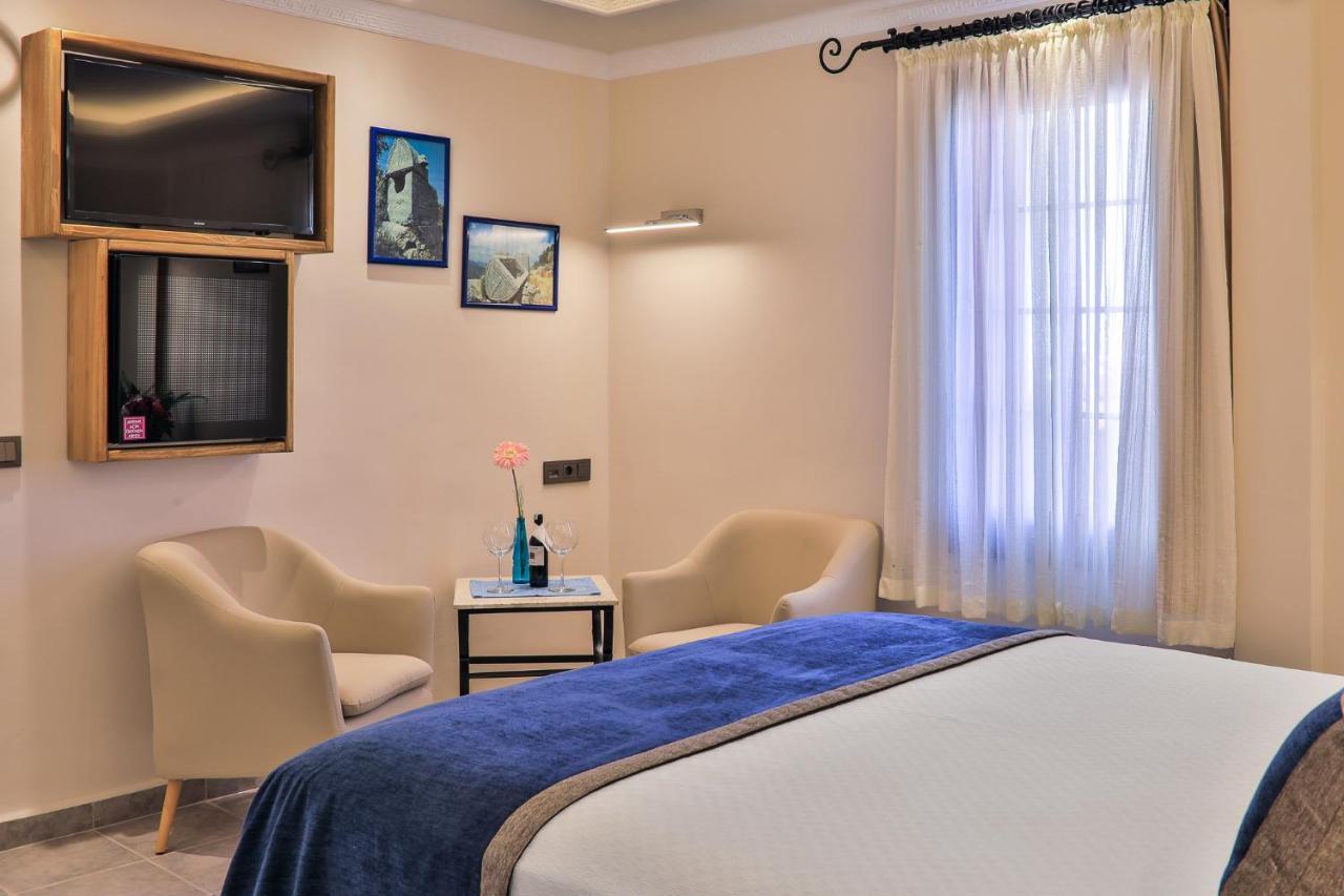 Hadrian Hotel カシュ エクステリア 写真